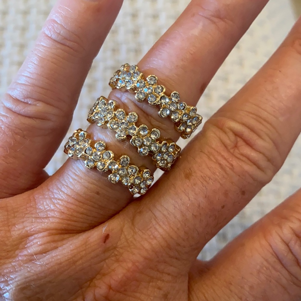 Set of 3 stackable rings